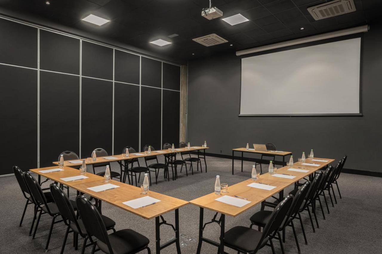 Intercity Canoas Luaran gambar